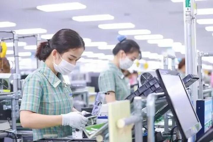 Chuyên gia Hotspot Matrix phân tích: Người phụ nữ 40 năm hoàn toàn và marketing video_Video giới thiệu doanh nghiệp